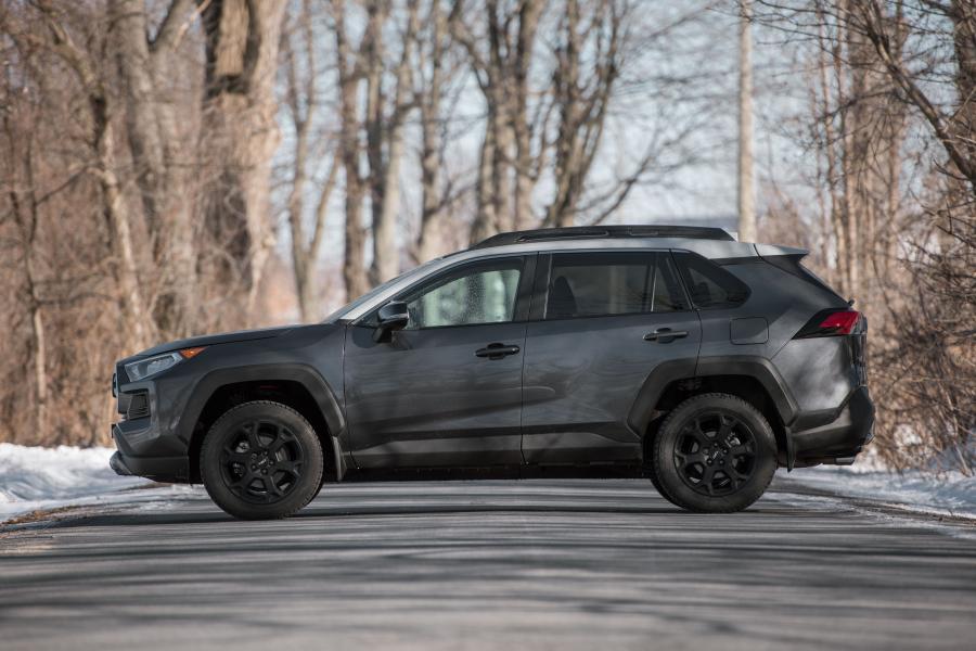  Toyota RAV4 TRD Off Road 2019 года  (NA) (фото 17 из 40)